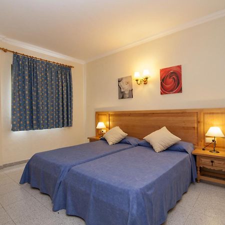 Casa Luis Apartments Santa Eularia des Riu Camera foto