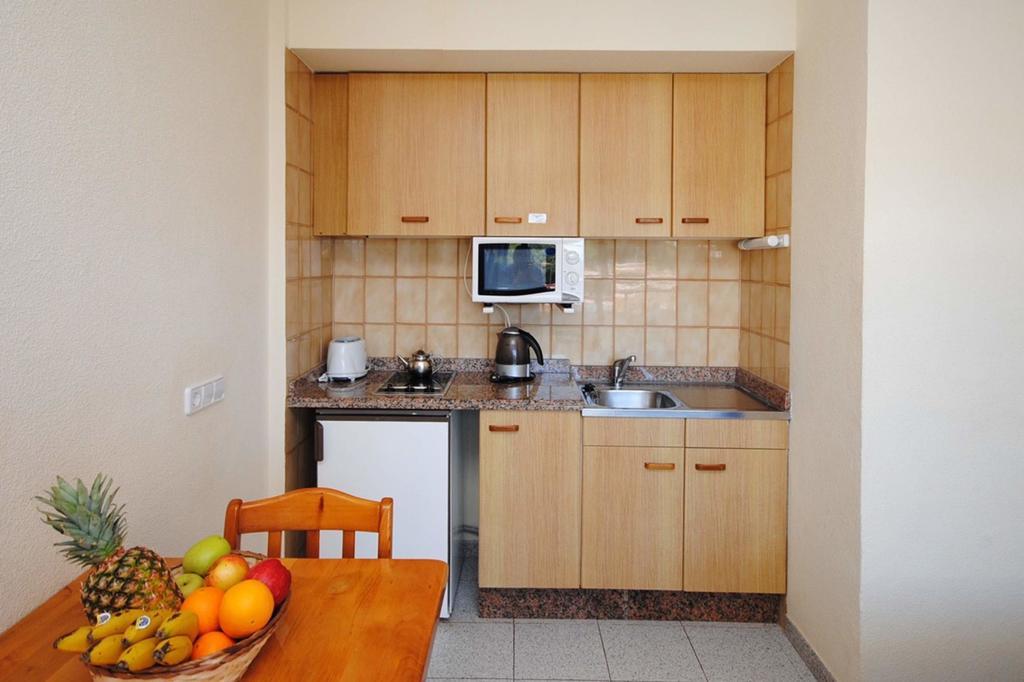 Casa Luis Apartments Santa Eularia des Riu Camera foto