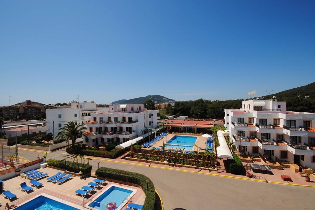 Casa Luis Apartments Santa Eularia des Riu Esterno foto