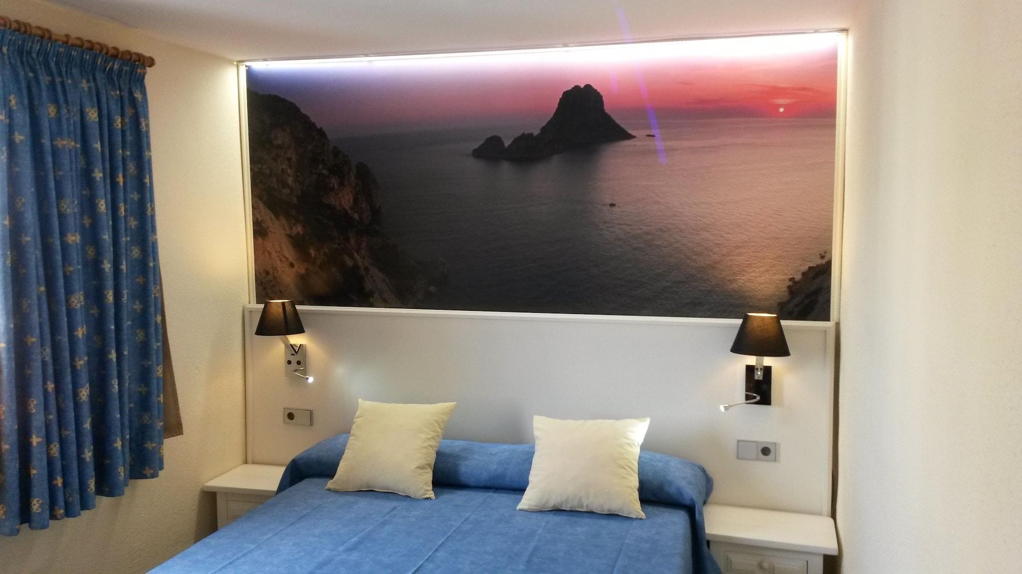 Casa Luis Apartments Santa Eularia des Riu Esterno foto