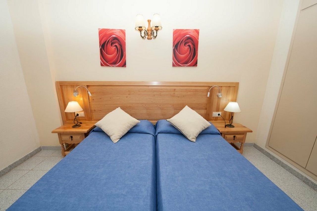 Casa Luis Apartments Santa Eularia des Riu Esterno foto